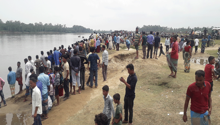 নৌকাডুবিতে নিহতের সংখ্যা বেড়ে ৪৭