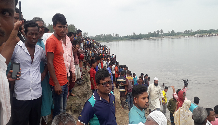 দীর্ঘ হচ্ছে লাশের সারি, মৃতের সংখ্যা বেড়ে ৩৩