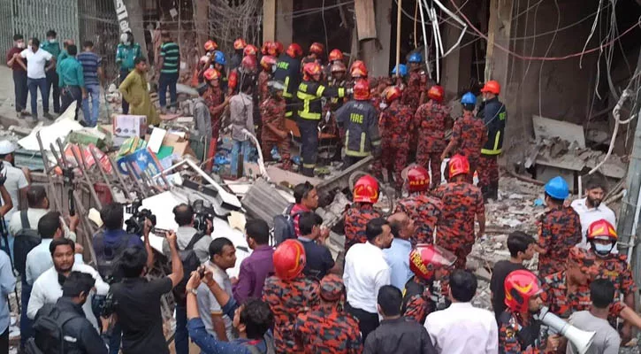 কেন বার বার এমন বিস্ফোরণ, যা বলছেন নগর পরিকল্পনাবিদ - the Bengali Times