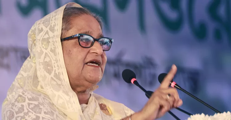 Sheikh Hasina : ভয় দেখিয়ে লাভ নেই, আন্দোলন-নিষেধাজ্ঞা ফেলে এগিয়ে যাবে নৌকা: শেখ হাসিনা - the Bengali Times